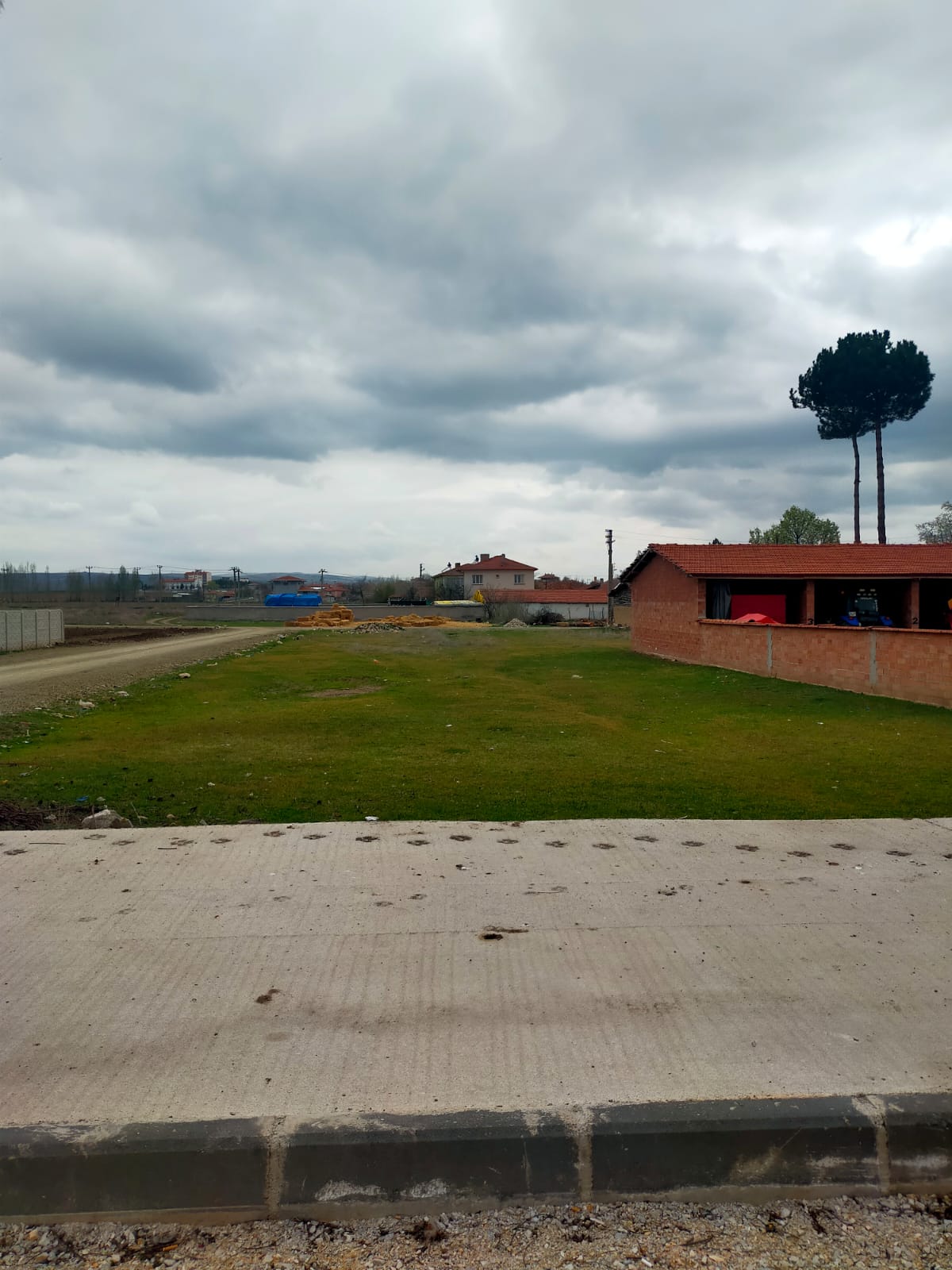 ÇORUM ALACA DENİZHAN MAHALLESİNDE KONUT İMARLI ARSA